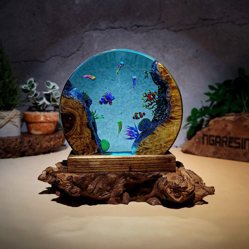 Aquarium & Marine Science Center - Lámpara de Mesa de Resina con